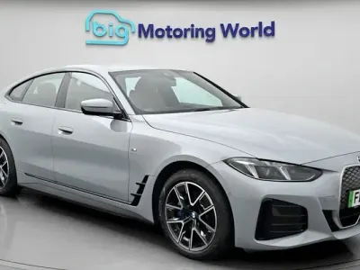 Usado BMW i4 M Sport 250 kW (340 CV) 2025 Gris Berlina