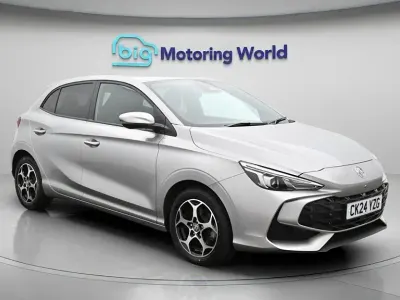 Begagnad MG MG3 Trophy 2024 Silver Halvkombi