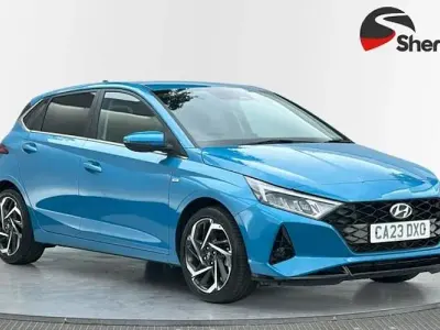 Used Hyundai i20 Premium 101 HP (74 kW) 2023 Turquoise Hatchback