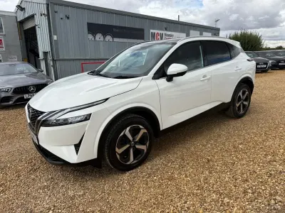 Used Nissan Qashqai N-Connecta 140 HP (102 kW) 2021 White SUV