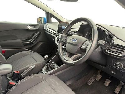Begagnad Ford Fiesta Titanium 125 HK (91 kW) 2020 Blå Halvkombi