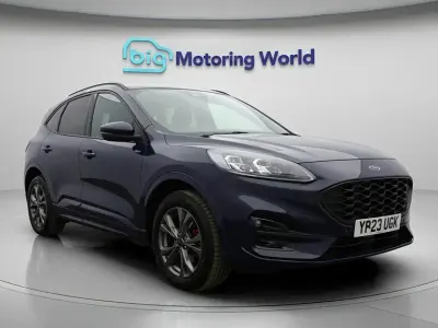 Używany Ford Kuga ST-Line 225 KM (165 kW) 2023 Niebieski SUV