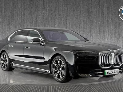 BMW i7