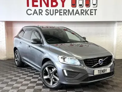 Used Volvo XC60 R-Design 190 HP (139 kW) 2017 SUV