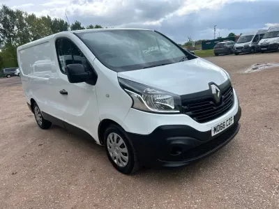 Usado Renault Trafic Business 2016 Blanco Monovolumen
