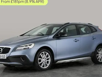 Used Volvo V40 Pro 152 HP (111 kW) 2016 Blue Hatchback
