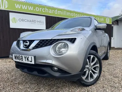 Używany Nissan Juke Tekna 2018 Srebrny SUV