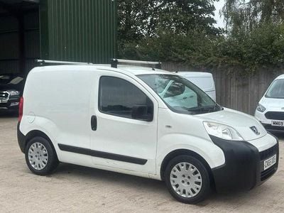 Used Peugeot Bipper 75 HP (55 kW) 2015 White MPV