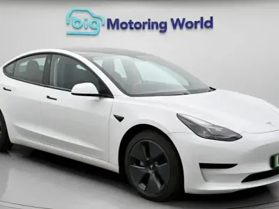 Used Tesla Model 3 RWD 222 kW (302 HP) 2023 White Sedan