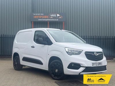 Used Vauxhall Combo Sportive 100 HP (73 kW) 2022 White MPV