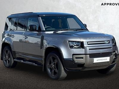 Used Land Rover Defender SE Dynamic 249 HP (183 kW) 2024 Eiger grey SUV