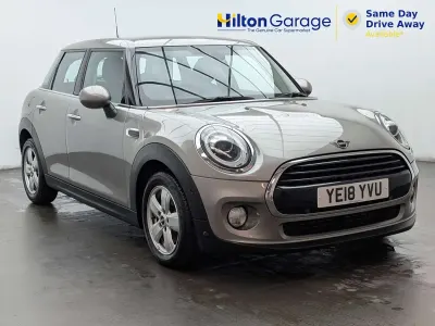 Used Mini Cooper D Hatch 116 HP (85 kW) 2018 Silver Hatchback