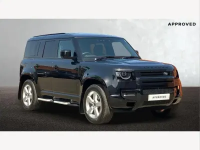 Used Land Rover Defender SE Dynamic 250 HP (183 kW) 2025 Santorini black SUV