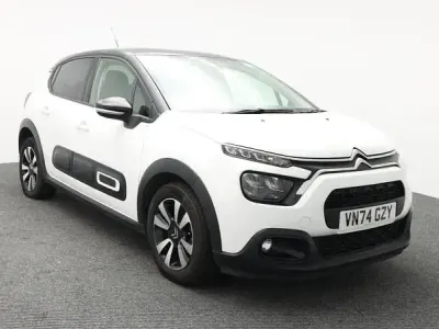 Used Citroën C3 PureTech 83 HP (61 kW) 2024 White Hatchback
