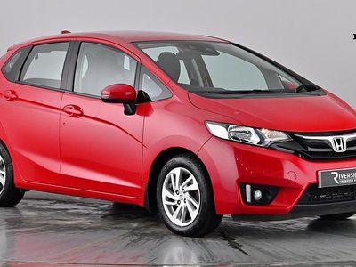 Used Honda Jazz SE 102 HP (75 kW) 2017 Milano red Hatchback