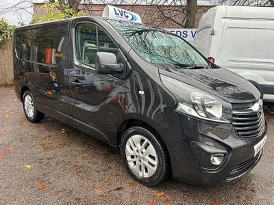 Black Used 2015 Vauxhall Vivaro Sportive MPV | £6,997 (Fair price)