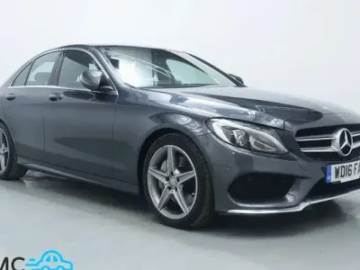 Usado Mercedes C250 AMG Line Premium Plus 204 HP (150 kW) 2016 Cinzento Sedan