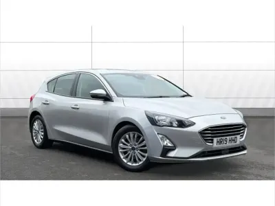 Used Ford Focus Titanium 125 HP (91 kW) 2019 Silver Hatchback