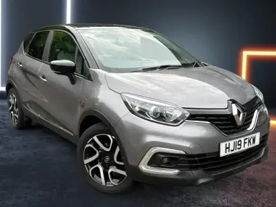 Używany Renault Captur Iconic 150 KM (110 kW) 2019 SUV