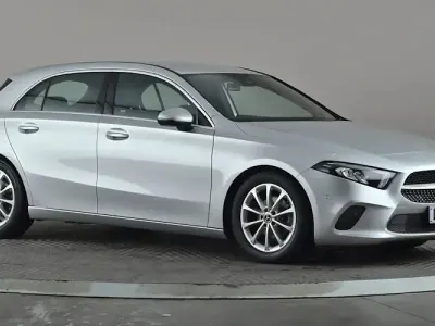 Begagnad Mercedes A180 Executive 136 HK (100 kW) 2022 Halvkombi