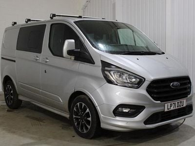 Usado Ford Transit Custom Sport 185 CV (136 kW) 2022 Plateado Van