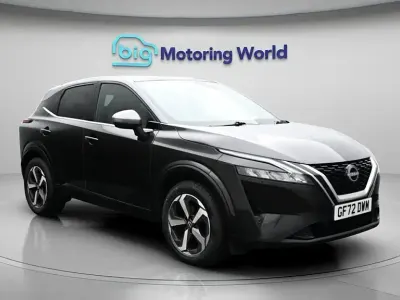 Used Nissan Qashqai N-Connecta 140 HP (102 kW) 2022 Black SUV