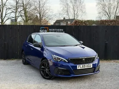 Używany Peugeot 308 GT-line 130 KM (95 kW) 2019 Niebieski Hatchback