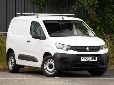 Used Peugeot Partner Premium 131 HP (96 kW) 2023 White MPV