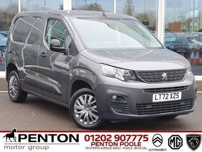 Used Peugeot Partner Premium 100 HP (73 kW) 2022 Grey MPV