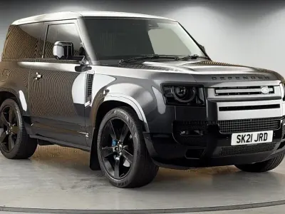 Used Land Rover Defender S 525 HP (386 kW) 2021 Carpathian grey SUV