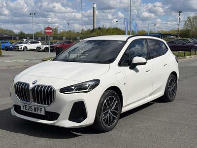 Begagnad BMW 225 Active Tourer M Sport 242 HK (177 kW) 2025 Vit Minibuss
