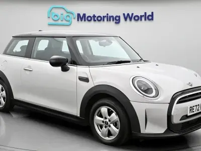 Used Mini Cooper Classic 136 HP (100 kW) 2022 Silver Hatchback