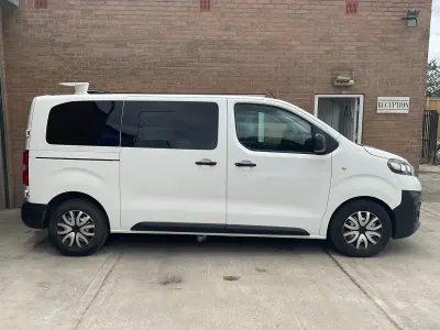 Used Vauxhall Vivaro Edition 100 HP (73 kW) 2020 White MPV