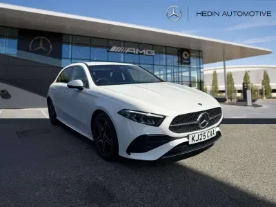 Używany Mercedes A200 Executive 163 KM (119 kW) 2025 Biały Hatchback