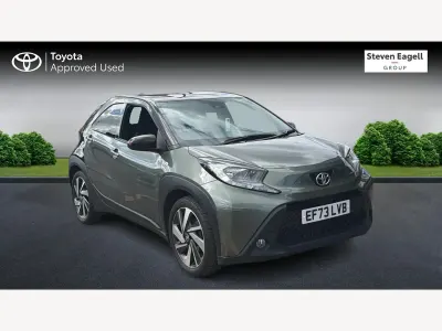 Used Toyota Aygo X 72 HP (52 kW) 2023 Green SUV