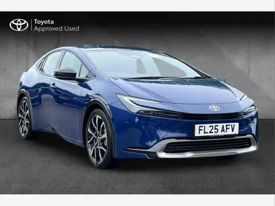 Used Toyota Prius 223 HP (164 kW) 2025 Blue Hatchback