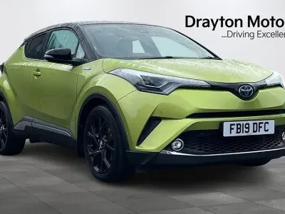 Usado Toyota C-HR Edition 122 HP (89 kW) 2019 Verde SUV