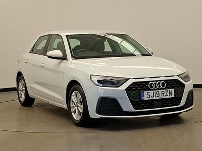 Used Audi A1 Design 116 HP (85 kW) 2019 White SUV