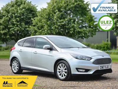 Used Ford Focus Titanium 125 HP (91 kW) 2017 Silver Hatchback