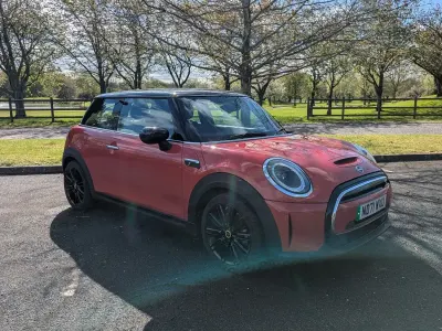 Used Mini Cooper S Hatch 135 kW (184 HP) 2021 Red Hatchback