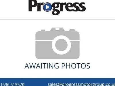 Used Ford Ka Zetec 69 HP (50 kW) 2014 White Hatchback