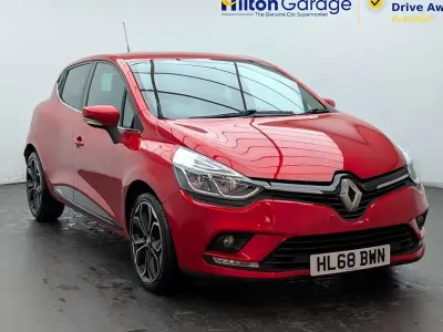 Used Renault Clio Iconic 90 HP (66 kW) 2019 Hatchback