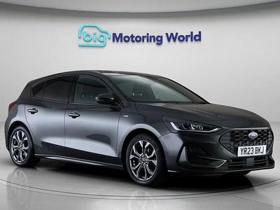 Used Ford Focus ST-Line 125 HP (91 kW) 2023 Grey Hatchback