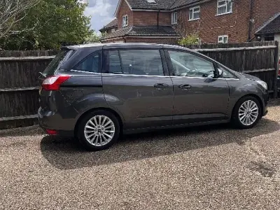 Used Ford C-MAX Titanium 2017 Silvery dark grey MPV