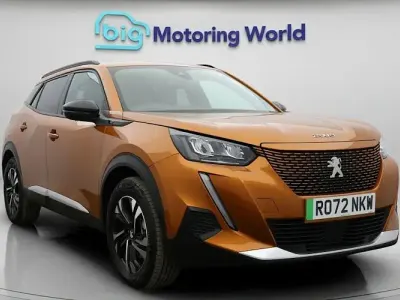 Used Peugeot e-2008 Allure+ 100 kW (136 HP) 2023 Orange SUV