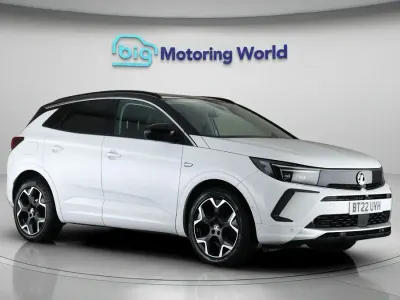 Gebraucht Vauxhall Grandland X Elite 131 PS (96 kW) 2021 Weiß SUV
