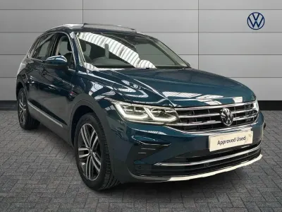 Used VW Tiguan Elegance 150 HP (110 kW) 2023 Blue SUV