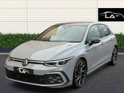 Begagnad VW Golf VIII GTD 2024 Grå Halvkombi