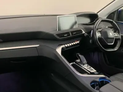 Used Peugeot 3008 Allure 129 HP (94 kW) 2019 Blue SUV