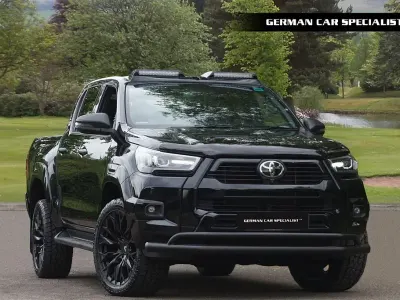 Usado Toyota HiLux 2022 Negro Pickup/Camioneta